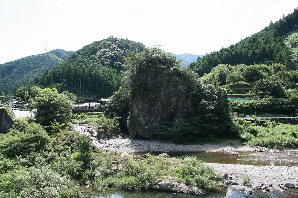 岩倉神社